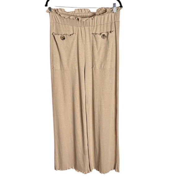 June & Hudson Pants - June & Hudson Tan Wide-Leg Pants with Button Details Size 1